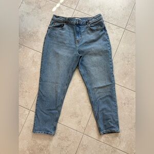 H&M Light Blue Denim cropped Jeans